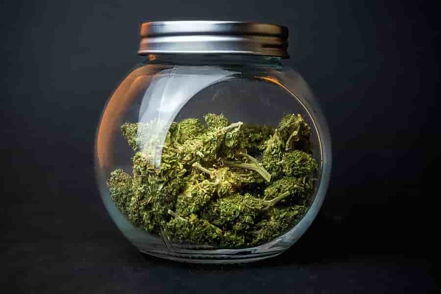 best way to store weed